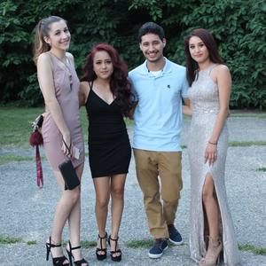 Meet your Posher, Mayra